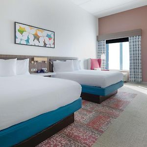 Premium Queen Room